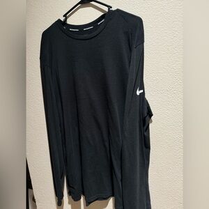 Nike dri fit basketballstyle shirt